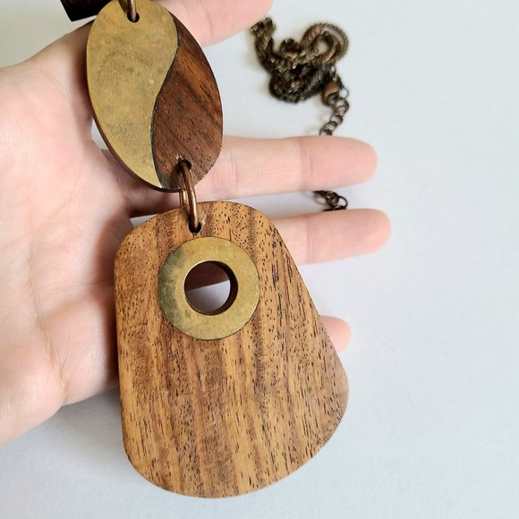 Beautiful vintage bohemian wood and brass chunky pendant/necklace, - Picture 4 of 7